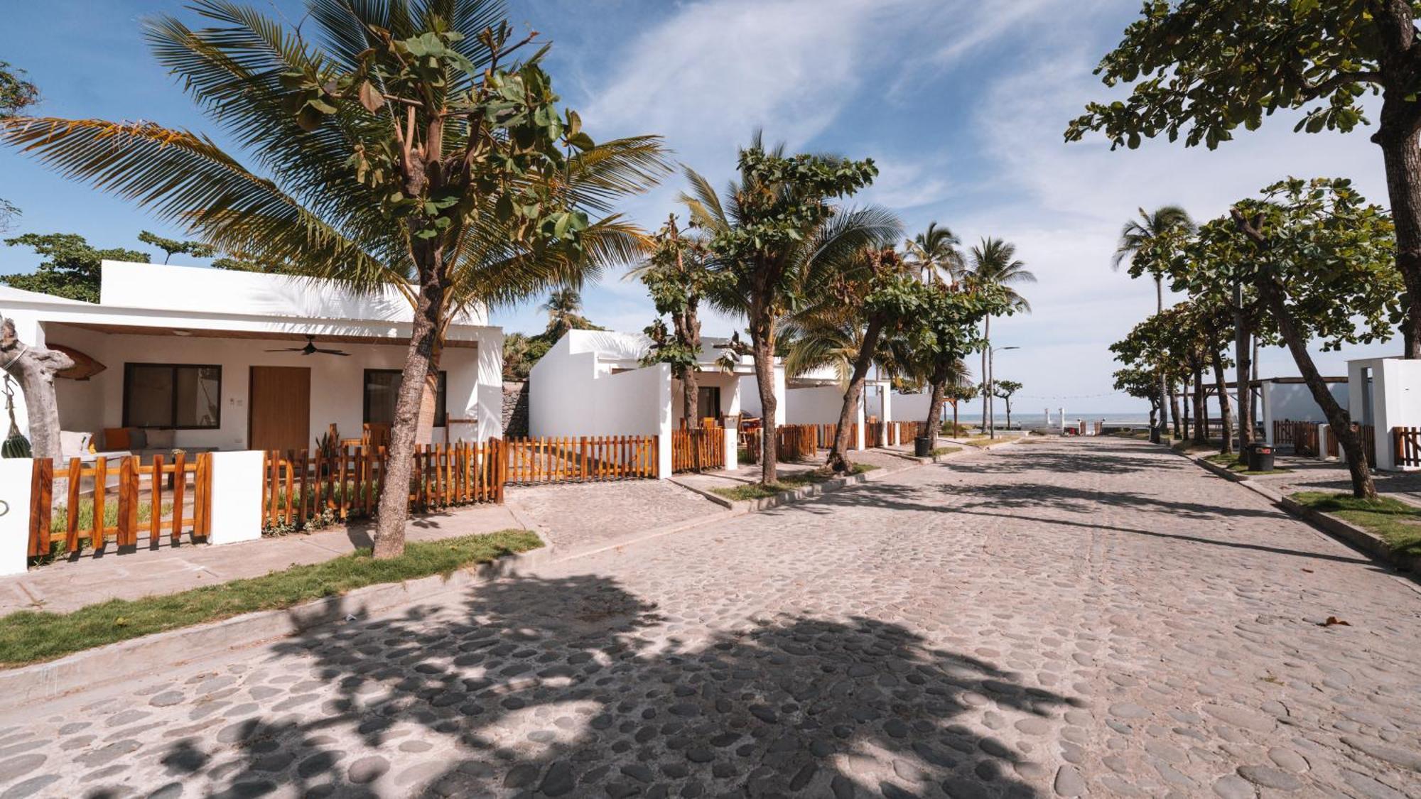 Coco Surf Tropical Village La Libertad Exterior foto